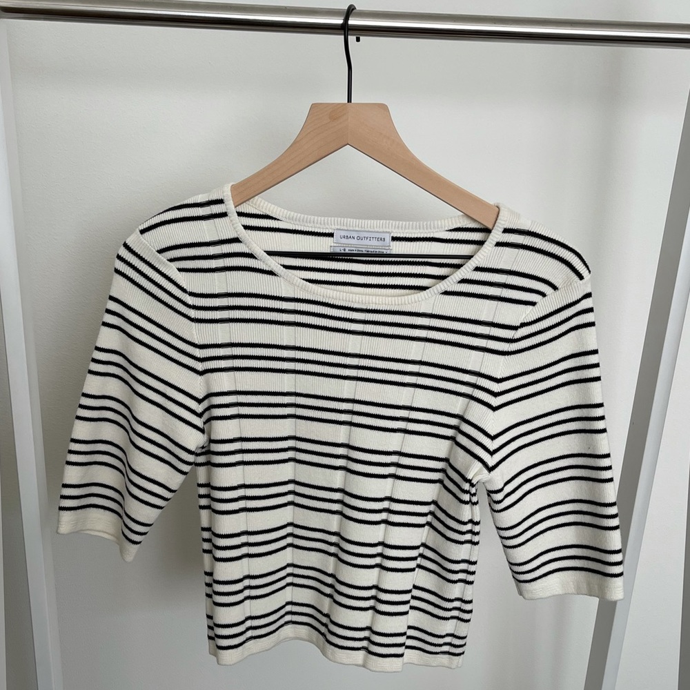 Urban Outfitters crop top